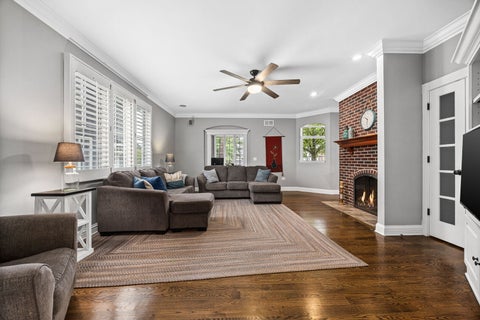 Tiny photo for 70 S Parkway Drive, Naperville, IL 60540 (MLS # 12725255)