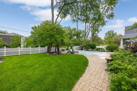 Tiny photo for 70 S Parkway Drive, Naperville, IL 60540 (MLS # 12725255)