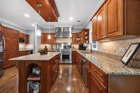 Tiny photo for 70 S Parkway Drive, Naperville, IL 60540 (MLS # 12725255)