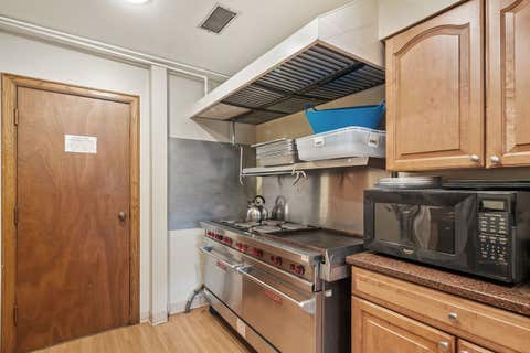 Tiny photo for 5 Oak Brook Club Drive #P1N, Oak Brook, IL 60523 (MLS # 12708461)