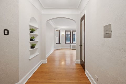 Tiny photo for 1221 W Granville Avenue #2B, Chicago, IL 60660 (MLS # 12483482)