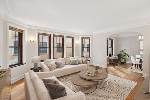 Tiny photo for 1221 W Granville Avenue #2B, Chicago, IL 60660 (MLS # 12483482)