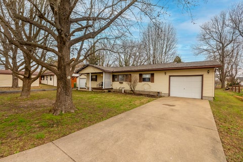 Tiny photo for 407 N Sims Street, Royalton, IL 62983 (MLS # 12759460)