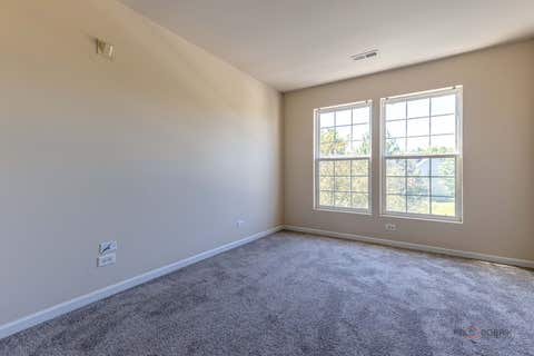 Tiny photo for 24852 W Gates Lane #24852, Plainfield, IL 60585 (MLS # 12663211)
