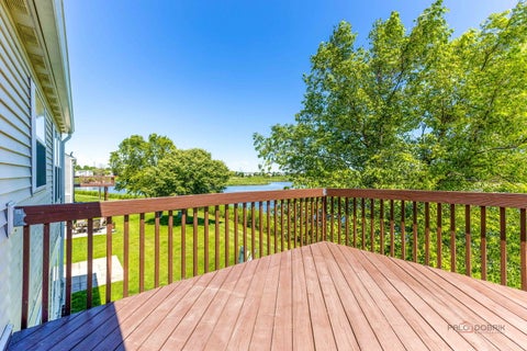 Tiny photo for 24852 W Gates Lane #24852, Plainfield, IL 60585 (MLS # 12663211)
