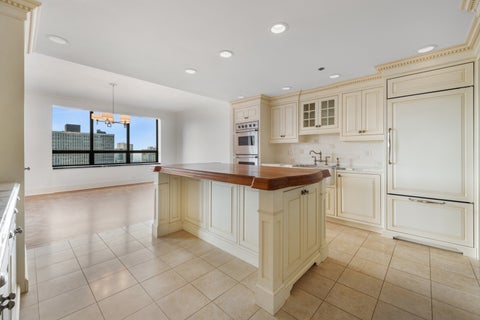 Tiny photo for 180 E Pearson Street #3707, Chicago, IL 60611 (MLS # 12686123)
