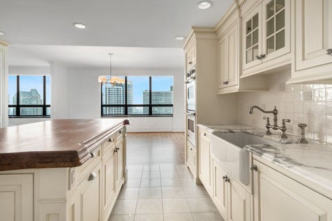 Tiny photo for 180 E Pearson Street #3707, Chicago, IL 60611 (MLS # 12686123)