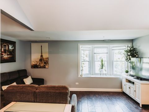 Tiny photo for 30W165 Estes Street, Naperville, IL 60563 (MLS # 12482193)