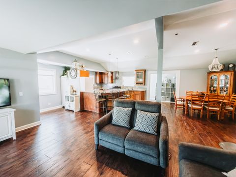 Tiny photo for 30W165 Estes Street, Naperville, IL 60563 (MLS # 12482193)