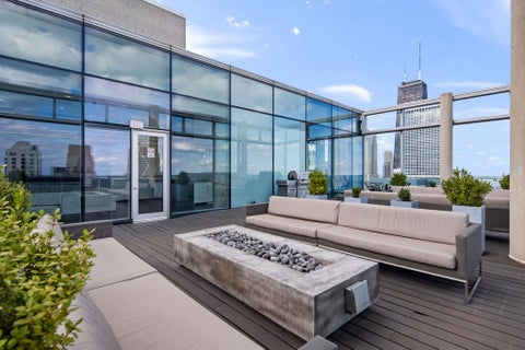 Tiny photo for 600 N Fairbanks Court #1504, Chicago, IL 60611 (MLS # 12788279)