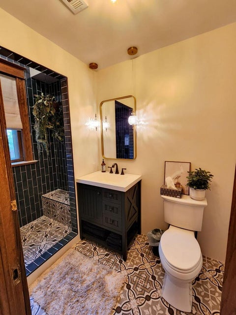 Tiny photo for 320 E 2nd Avenue, Monmouth, IL 61462 (MLS # 12673356)
