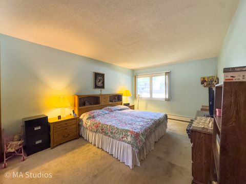 Tiny photo for 2632 N Windsor Drive #104, Arlington Heights, IL 60004 (MLS # 12482871)