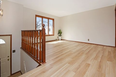 Tiny photo for 712 E Lincoln Street, Bloomington, IL 61701 (MLS # 12596535)