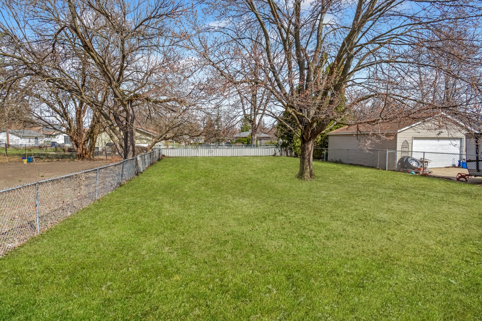 712 E Lincoln Street