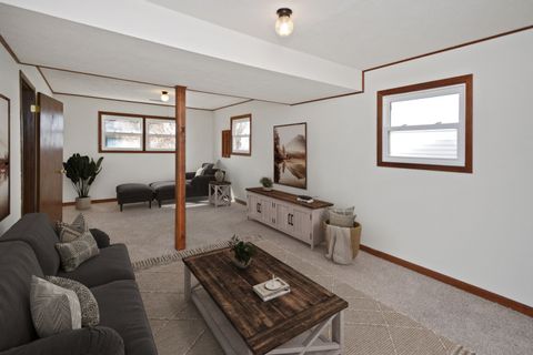 Tiny photo for 712 E Lincoln Street, Bloomington, IL 61701 (MLS # 12596535)