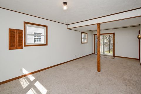 Tiny photo for 712 E Lincoln Street, Bloomington, IL 61701 (MLS # 12596535)
