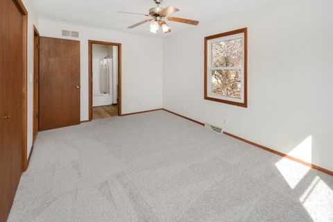 Tiny photo for 712 E Lincoln Street, Bloomington, IL 61701 (MLS # 12596535)