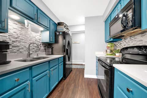 Tiny photo for 4112 W 98th Street #102, Oak Lawn, IL 60453 (MLS # 12729177)