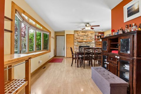 Tiny photo for 245 Amherst Avenue, Des Plaines, IL 60016 (MLS # 12622557)