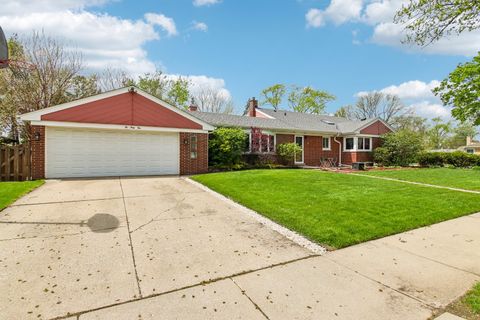Tiny photo for 245 Amherst Avenue, Des Plaines, IL 60016 (MLS # 12622557)