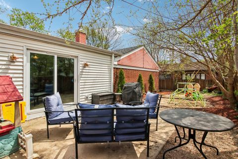 Tiny photo for 245 Amherst Avenue, Des Plaines, IL 60016 (MLS # 12622557)