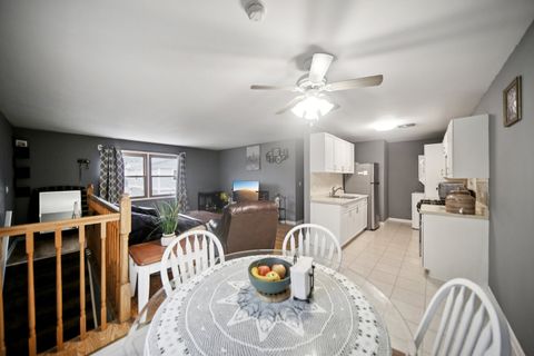 Tiny photo for 408 Farmingdale Circle #408, Vernon Hills, IL 60061 (MLS # 12532037)