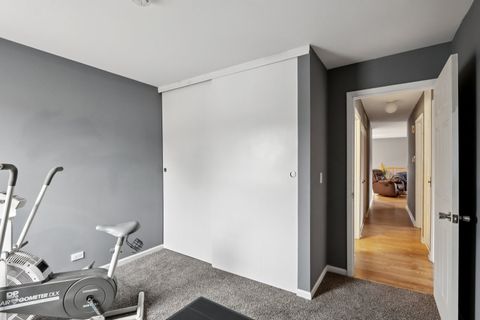 Tiny photo for 408 Farmingdale Circle #408, Vernon Hills, IL 60061 (MLS # 12532037)