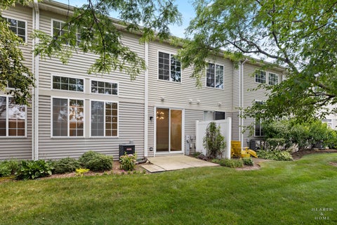 Tiny photo for 1508 N Waterbury Circle, Palatine, IL 60074 (MLS # 12705075)
