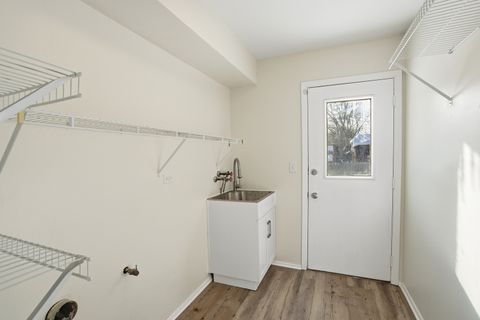 Tiny photo for 503 Roosevelt Drive, Libertyville, IL 60048 (MLS # 12530282)