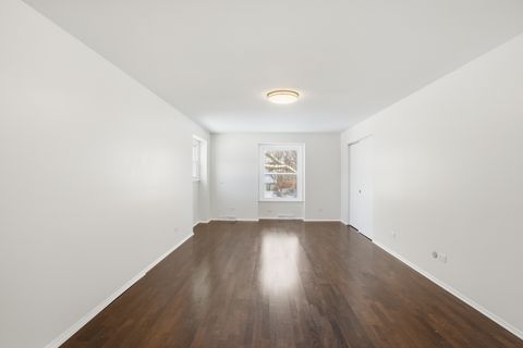 Tiny photo for 503 Roosevelt Drive, Libertyville, IL 60048 (MLS # 12530282)