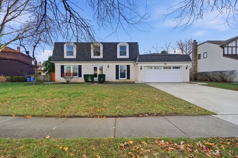 Photo of 503 Roosevelt Drive, Libertyville, IL 60048 (MLS # 12530282)