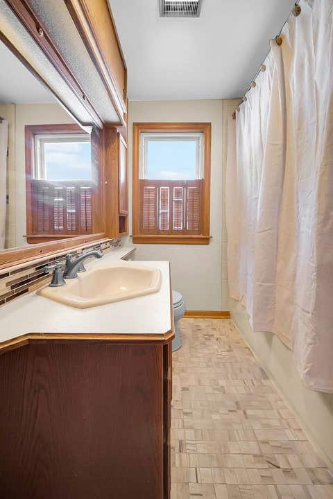 Tiny photo for 7820 S Knox Avenue, Chicago, IL 60652 (MLS # 12679000)