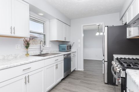 Tiny photo for 1312 Nicki Drive, Bloomington, IL 61704 (MLS # 12602024)