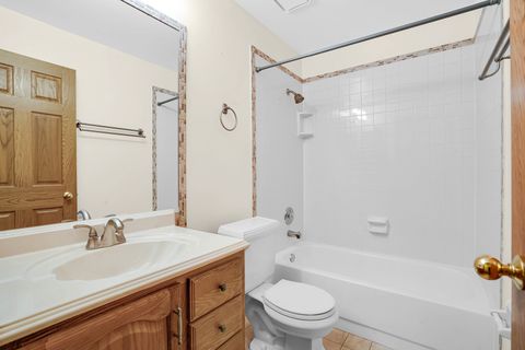 Tiny photo for 740 Clover Hill Court, Elk Grove Village, IL 60007 (MLS # 12508621)