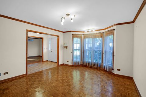 Tiny photo for 740 Clover Hill Court, Elk Grove Village, IL 60007 (MLS # 12508621)