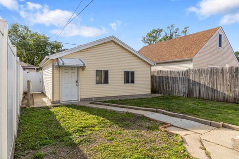 Tiny photo for 1528 N 39th Avenue, Stone Park, IL 60165 (MLS # 12469095)