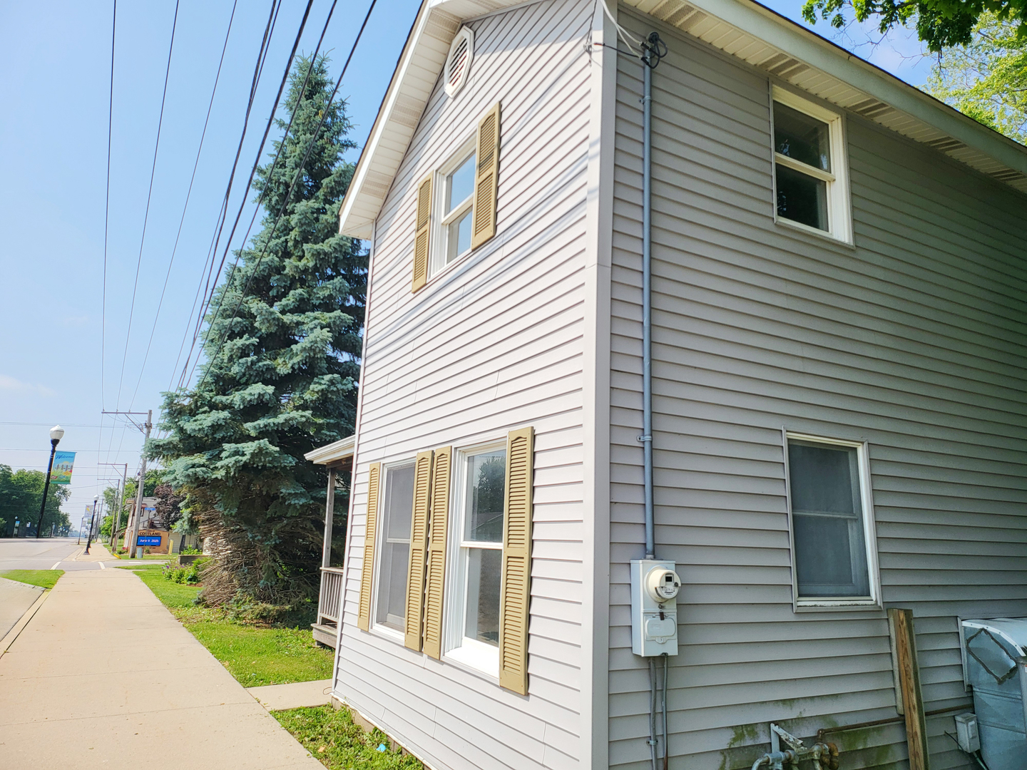 67 S SOMONAUK Road