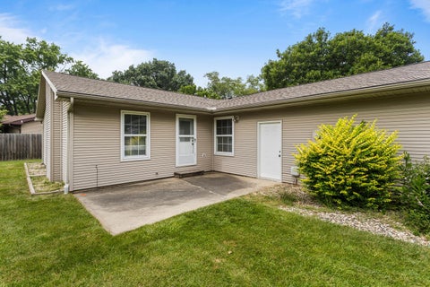 Tiny photo for 2107 Gunn Drive, Champaign, IL 61821 (MLS # 12682290)