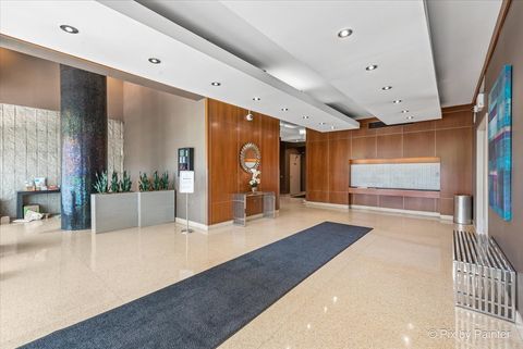 Tiny photo for 450 W Briar Place #3H, Chicago, IL 60657 (MLS # 12587317)