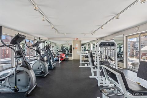 Tiny photo for 450 W Briar Place #3H, Chicago, IL 60657 (MLS # 12587317)