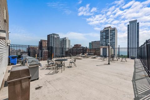 Tiny photo for 450 W Briar Place #3H, Chicago, IL 60657 (MLS # 12587317)