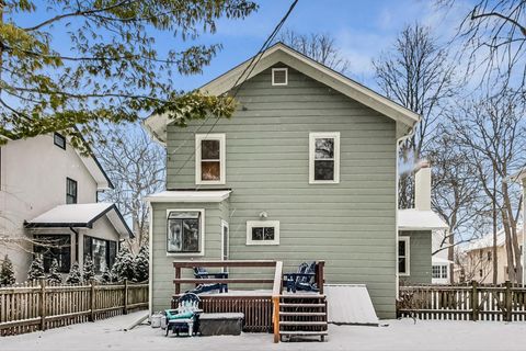 A home in Wilmette