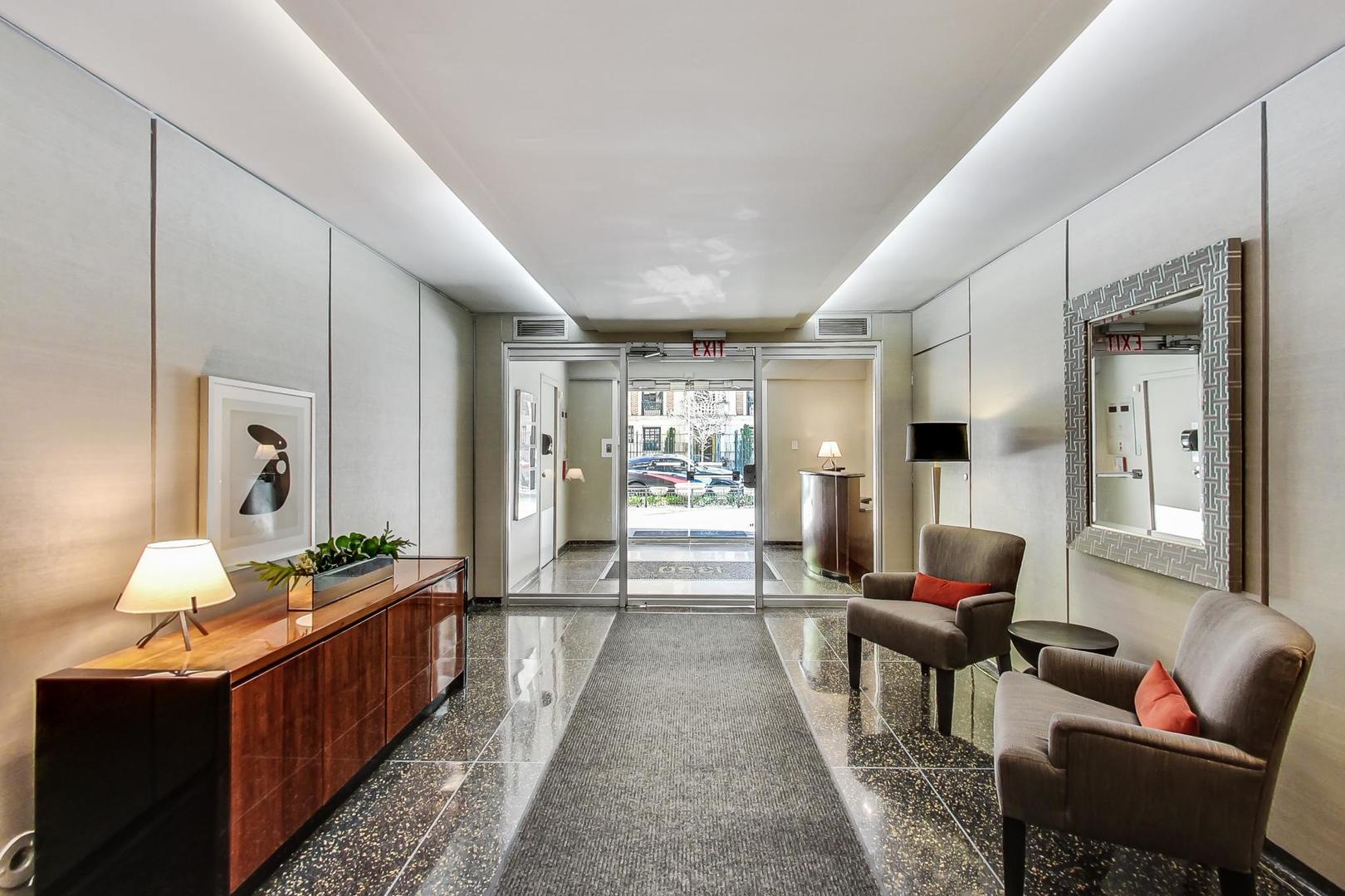 1350 N astor Street 2A