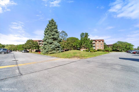 Tiny photo for 830 Elder Road #b413, Homewood, IL 60430 (MLS # 12770490)