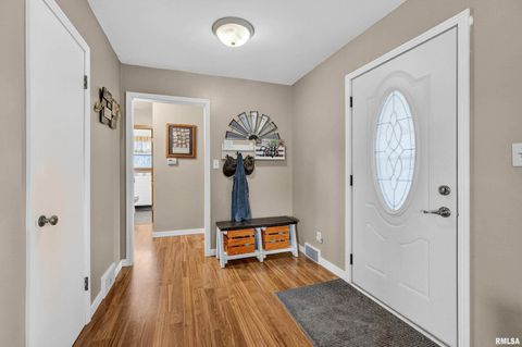 Tiny photo for 3546 FAIR Avenue, Davenport, IA 52806 (MLS # QC4267667)