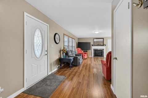 Tiny photo for 3546 FAIR Avenue, Davenport, IA 52806 (MLS # QC4267667)