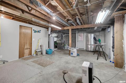 Tiny photo for 3546 FAIR Avenue, Davenport, IA 52806 (MLS # QC4267667)