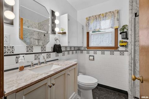 Tiny photo for 3546 FAIR Avenue, Davenport, IA 52806 (MLS # QC4267667)