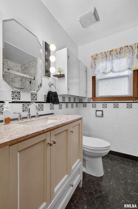 Tiny photo for 3546 FAIR Avenue, Davenport, IA 52806 (MLS # QC4267667)