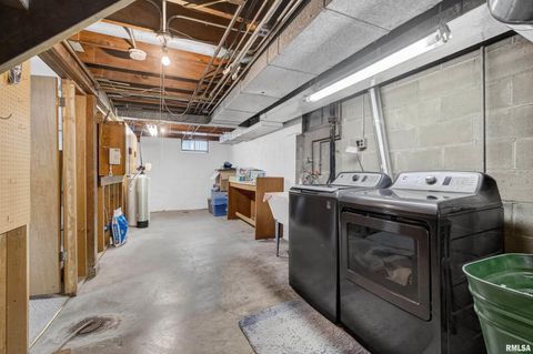 Tiny photo for 3546 FAIR Avenue, Davenport, IA 52806 (MLS # QC4267667)